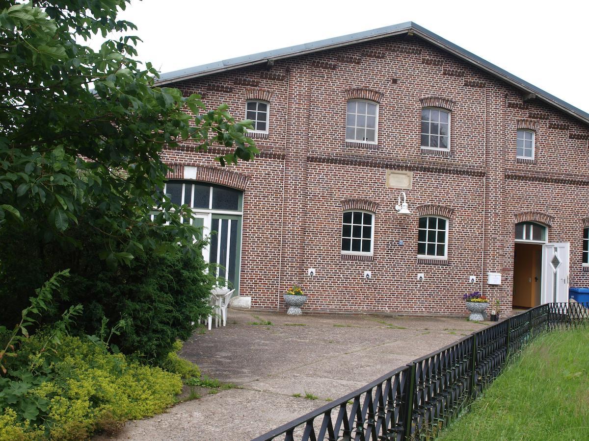 ホテル Gut Harlinghausen Ovelgonne エクステリア 写真